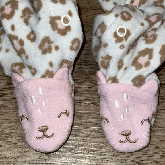 Simple Joys made by Carter's Leopard Fleece Footed Pajamas - Picture 3 of 3